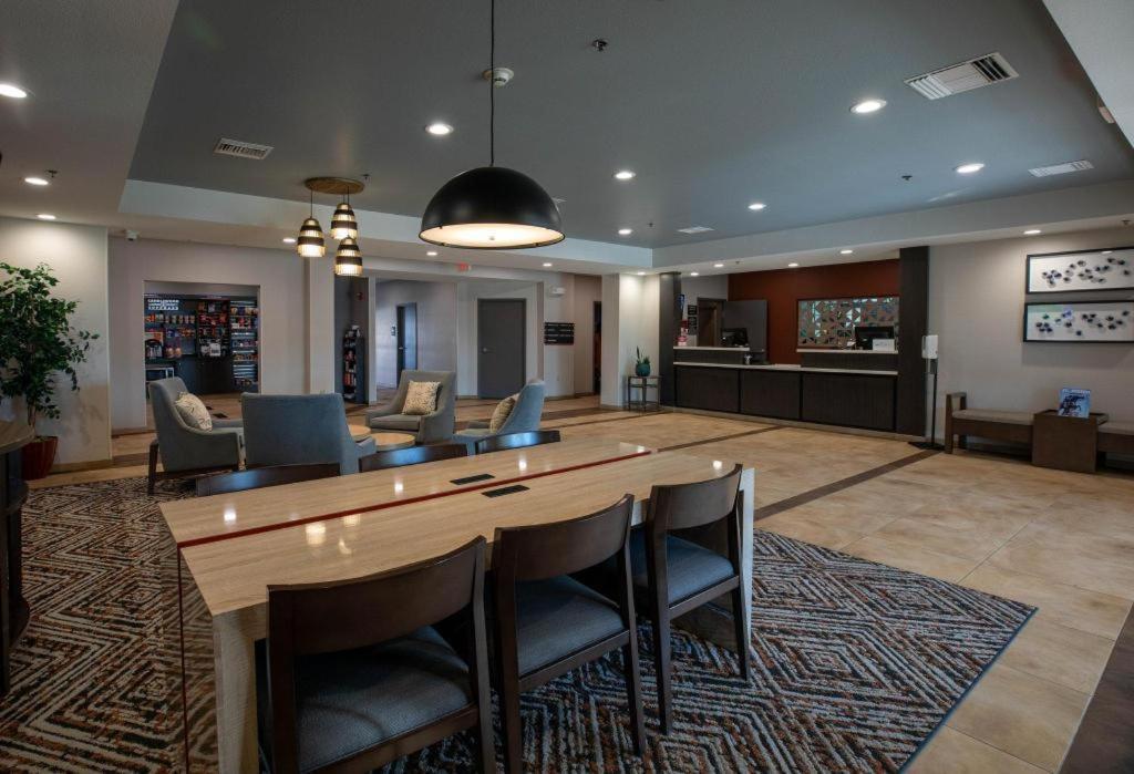 Candlewood Suites Saint Joseph By Ihg Luaran gambar