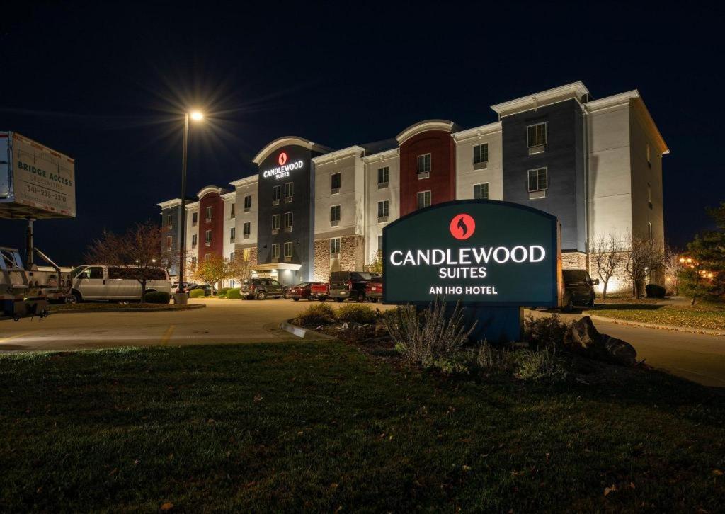 Candlewood Suites Saint Joseph By Ihg Luaran gambar