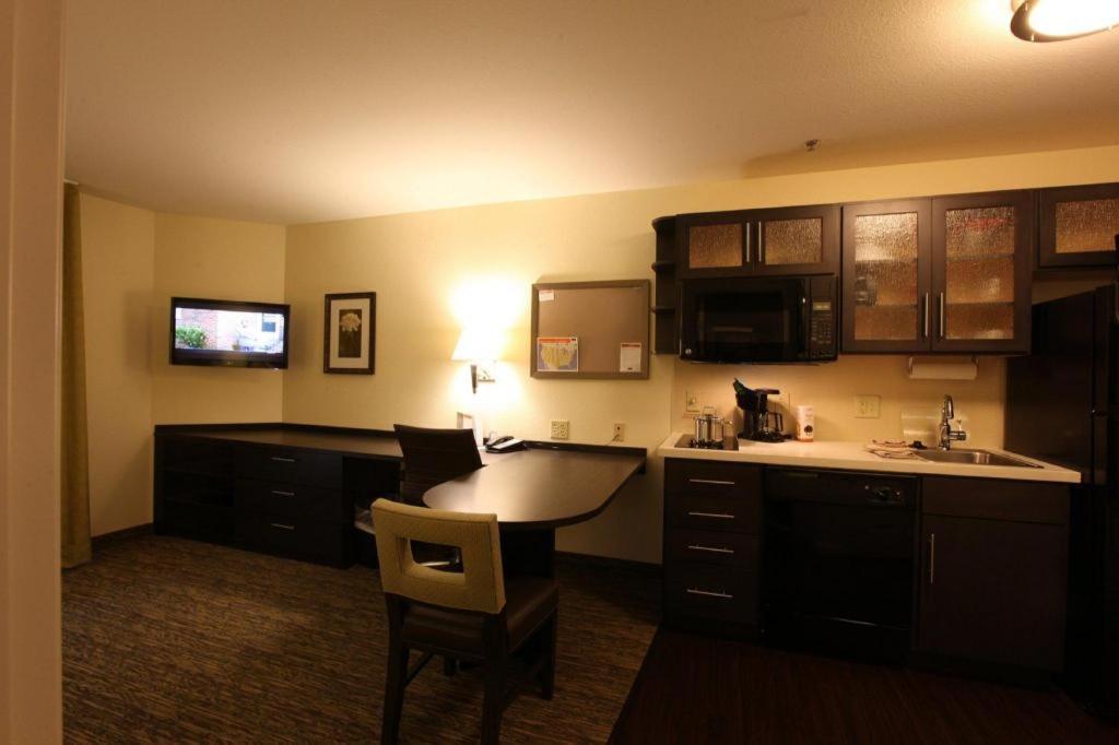 Candlewood Suites Saint Joseph By Ihg Luaran gambar